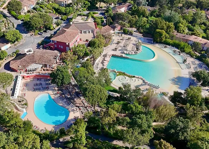 Les Restanques Coquelicot Vue Grimaud