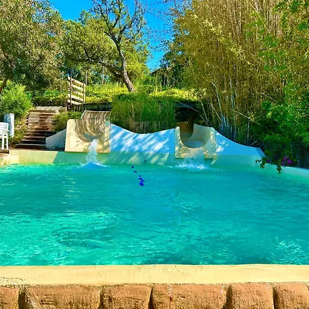 Les Restanques Coquelicot Vue Grimaud